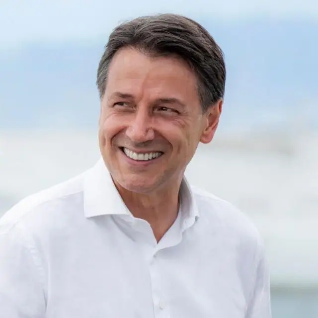 Canale WhatsApp Giuseppe Conte